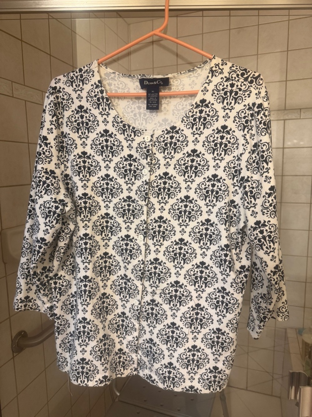 Denim&Co White Tunic Top with Black Damask Print